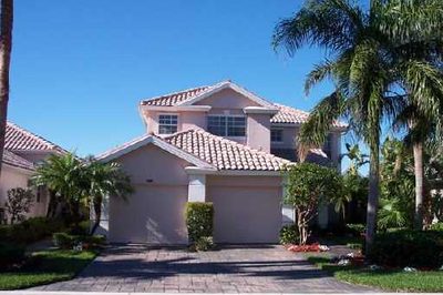 726 Pinehurst Way 1