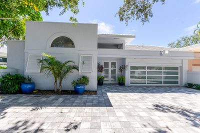 103 Waters Edge Drive 1